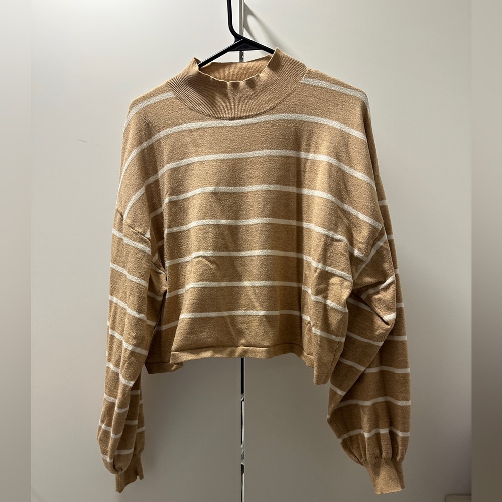 Lulu's Tan and White Knit Sweater